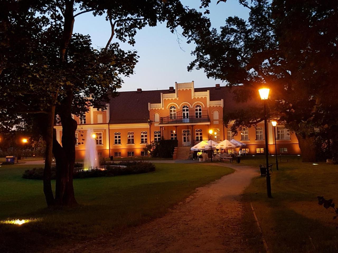 Domek Letniskowy Na Kaszubach Lub Apartament Z Kominkiem Puck Exterior photo